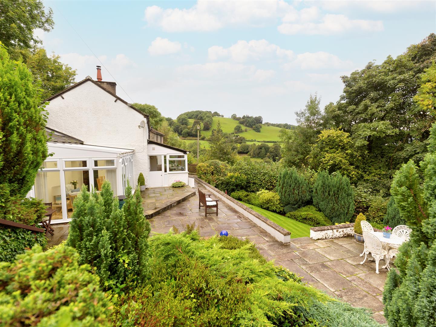 Ty Gwyn, Llwynmawr, Llangollen, LL20 7BE Estate Agents & Auctioneers